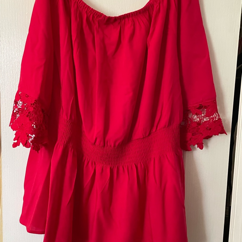 Lane bryant off the shoulder blouse with lace detail on sleeve